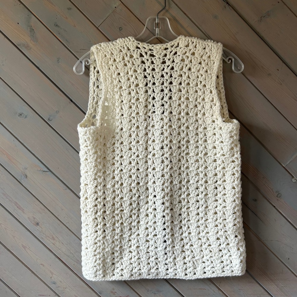 Vintage‎ Handmade Crochet Vest Cream Off White Boho Shell Stitch Front Tie Top - Picture 2 of 4